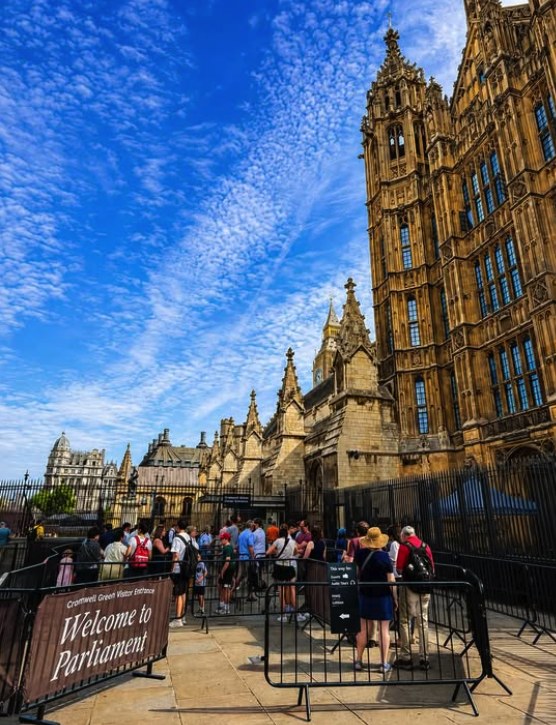 Visiting the Houses of Parliament