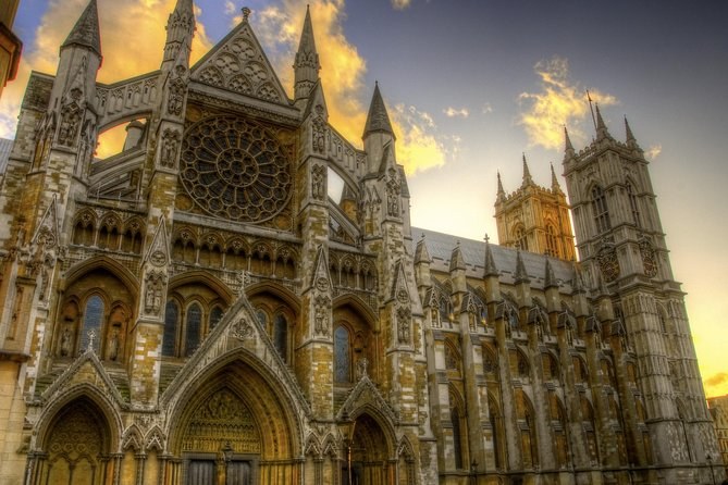 Westminster Walking Tour with Westminster Abbey Entry
